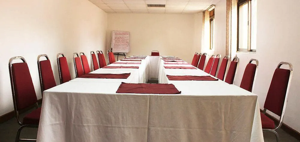 Sky Hotel International Kampala 3*,